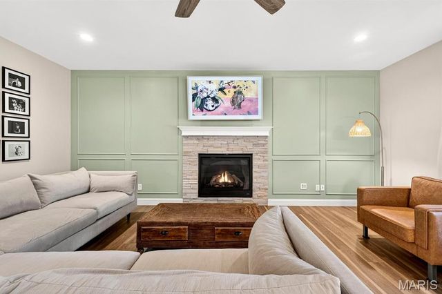 415 Filipp Lane, Lake St Louis, MO 63367