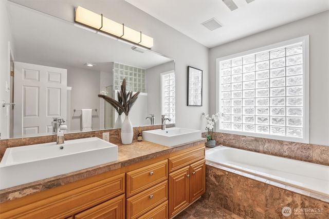 2511 Minor Avenue E, Seattle, WA 98102