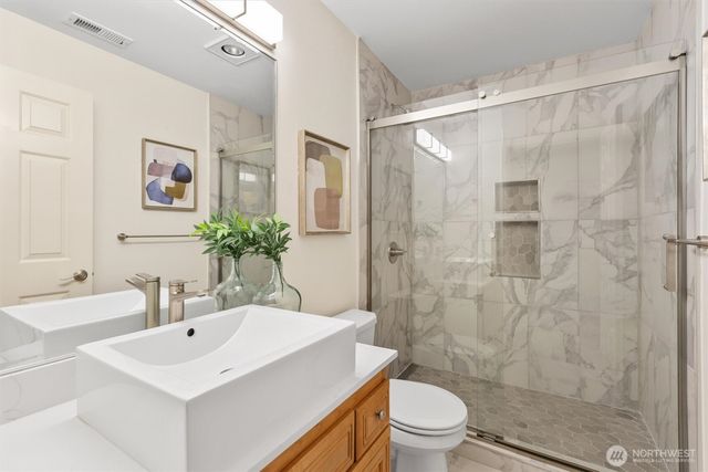 2511 Minor Avenue E, Seattle, WA 98102
