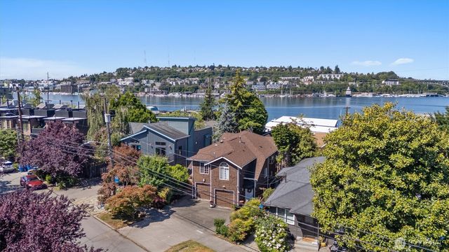 2511 Minor Avenue E, Seattle, WA 98102