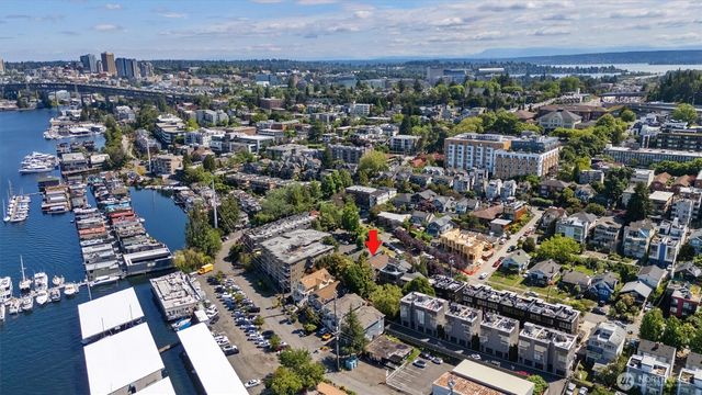 2511 Minor Avenue E, Seattle, WA 98102