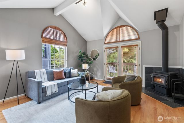 2511 Minor Avenue E, Seattle, WA 98102