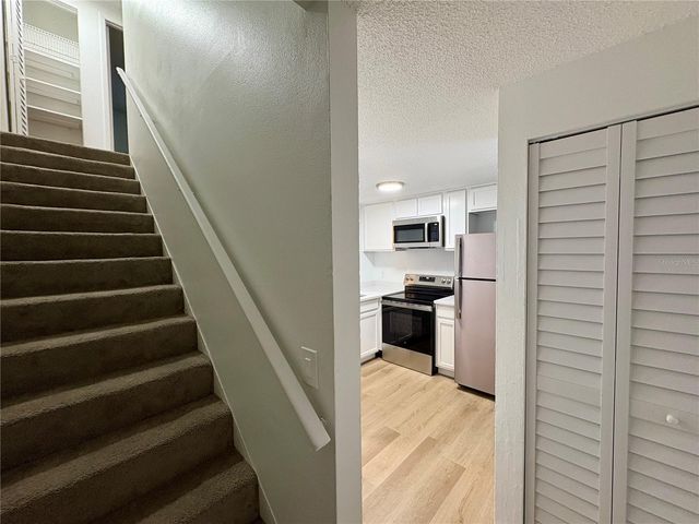 308 57TH AVENUE DRIVE E A, Bradenton, FL 34203