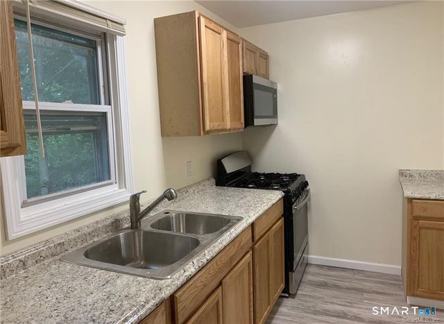 96 Hill Street, Waterbury, CT 06704