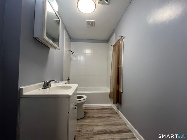 96 Hill Street, Waterbury, CT 06704