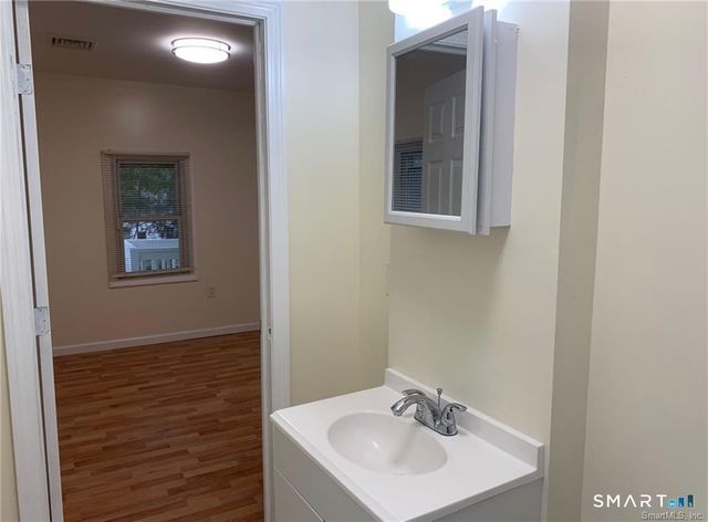 96 Hill Street, Waterbury, CT 06704