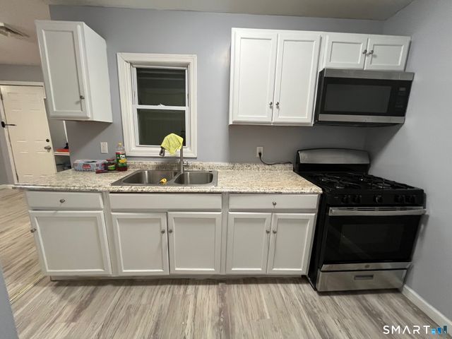 96 Hill Street, Waterbury, CT 06704