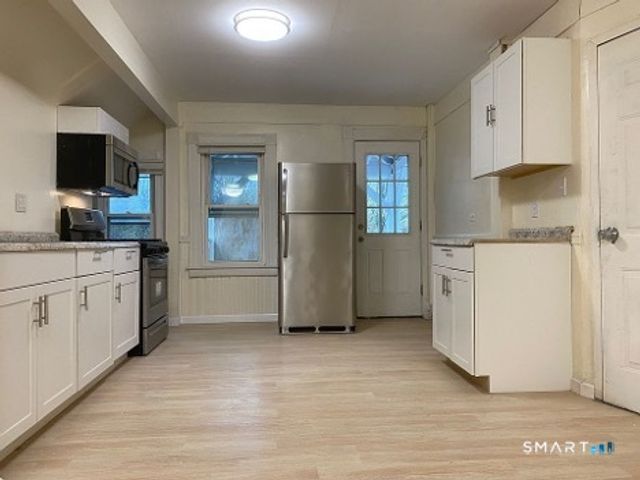 96 Hill Street, Waterbury, CT 06704