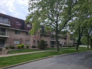 3235 S Manor Drive 306, Lansing, IL 60438