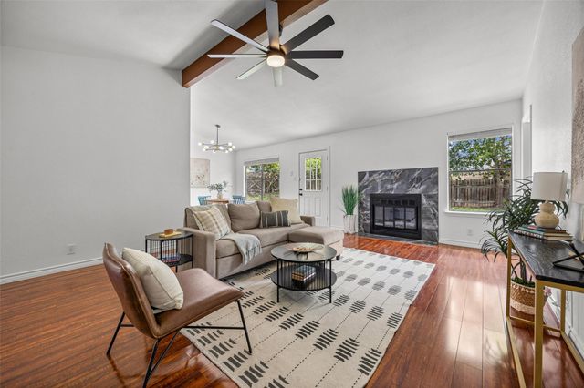 1806 Krizan Ave, Austin, TX 78727