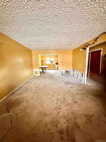 873 E 216th Street, Bronx, NY 10467