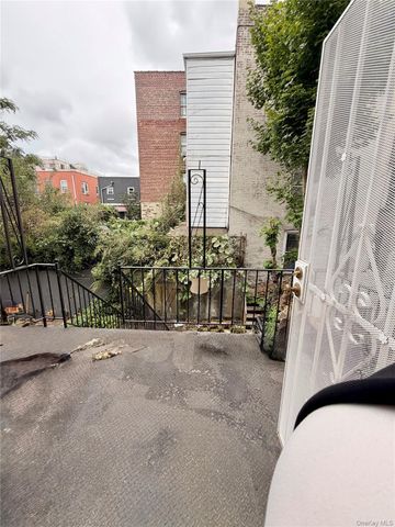 873 E 216th Street, Bronx, NY 10467