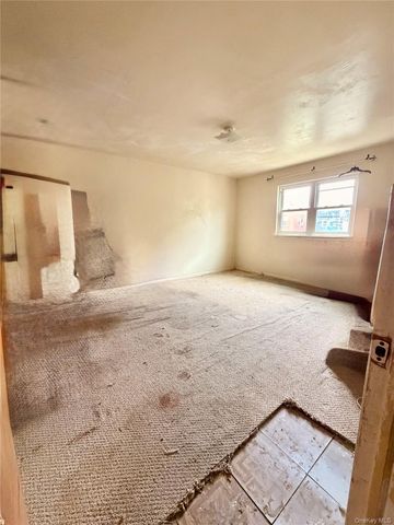873 E 216th Street, Bronx, NY 10467
