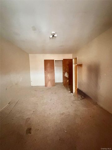 873 E 216th Street, Bronx, NY 10467