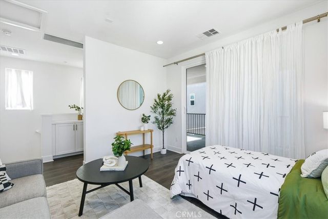 142 Allusion, Irvine, CA 92618