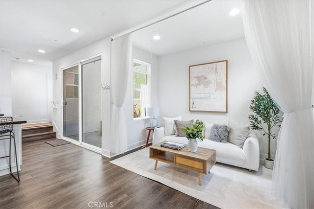 142 Allusion, Irvine, CA 92618