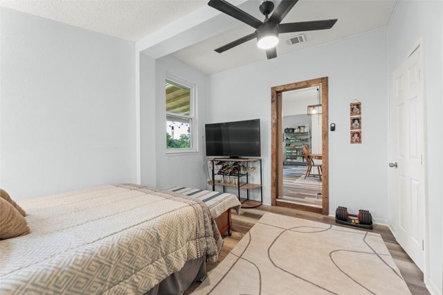 703 Pecan Valley Drive, Wharton, TX 77488