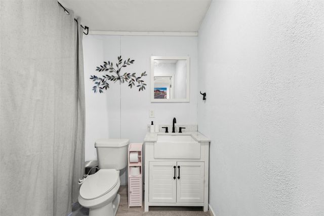 703 Pecan Valley Drive, Wharton, TX 77488