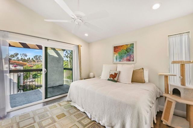 1045 Santa Helena Park Ct, Solana Beach, CA 92075