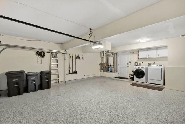 1045 Santa Helena Park Ct, Solana Beach, CA 92075