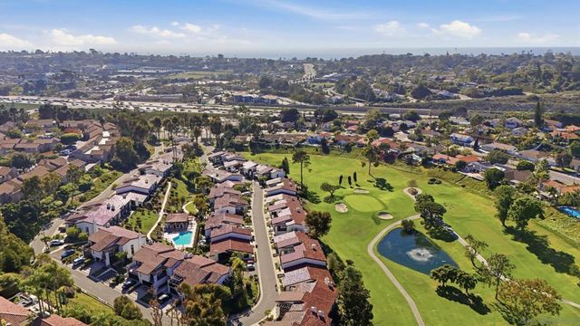 1045 Santa Helena Park Ct, Solana Beach, CA 92075