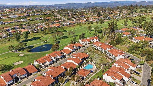 1045 Santa Helena Park Ct, Solana Beach, CA 92075