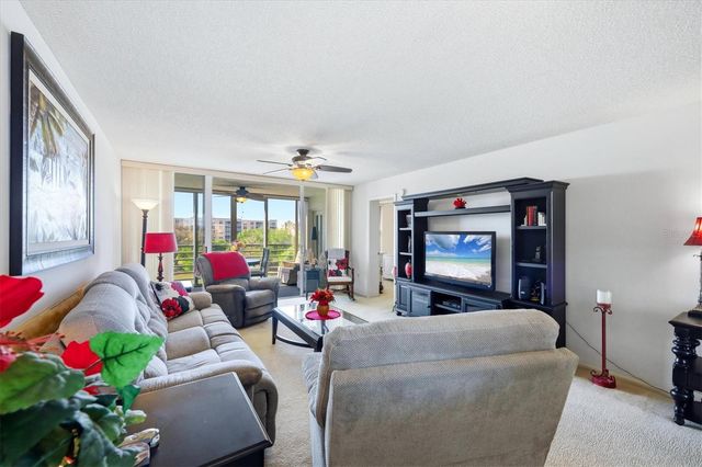 4460 FAIRWAYS BLVD. 302, Bradenton, FL 34209