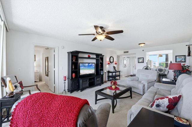 4460 FAIRWAYS BLVD. 302, Bradenton, FL 34209