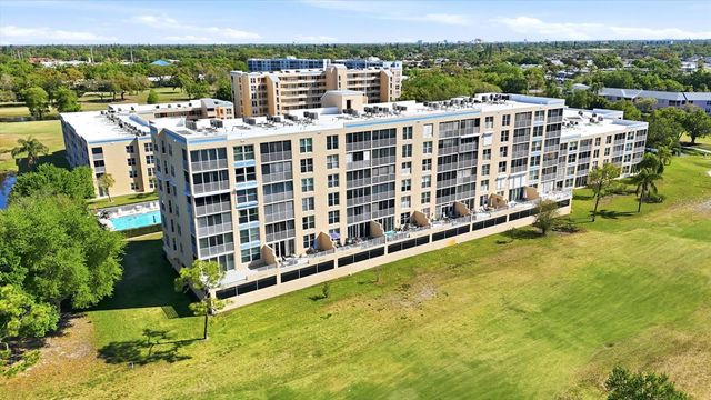 4460 FAIRWAYS BLVD. 302, Bradenton, FL 34209