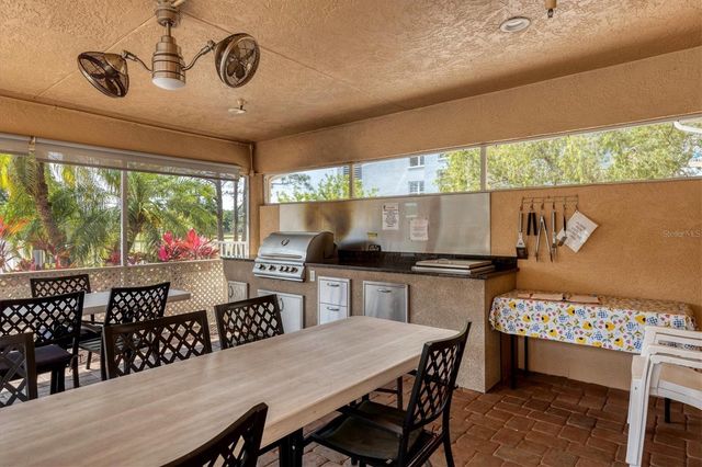 4460 FAIRWAYS BLVD. 302, Bradenton, FL 34209