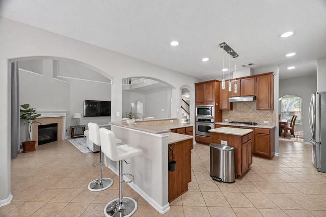 13310 Larkhill Gardens Lane, Sugar Land, TX 77498