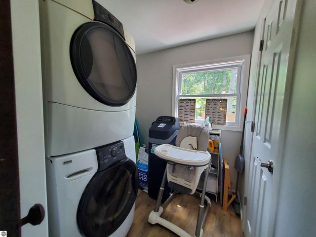 3227 S Garfield Road, Kingsley, MI 49649