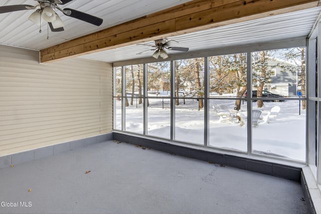 21 Langmore Lane, Brunswick, NY 12180