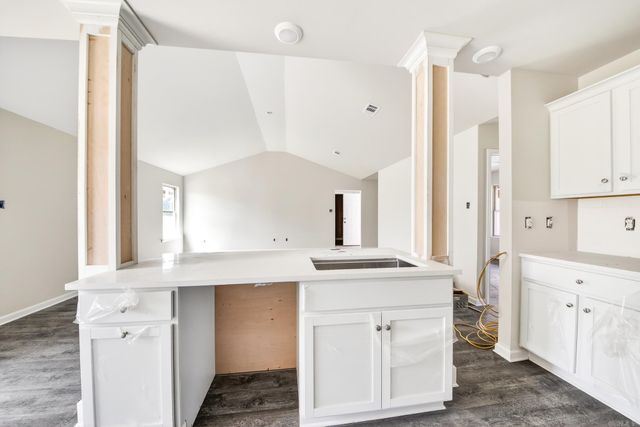 101 LLOYD HENDERSON Road, Beebe, AR 72012