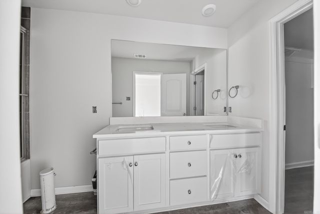 101 LLOYD HENDERSON Road, Beebe, AR 72012