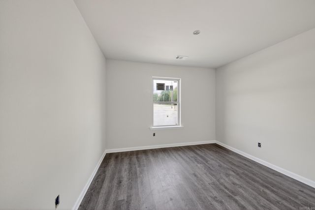 101 LLOYD HENDERSON Road, Beebe, AR 72012