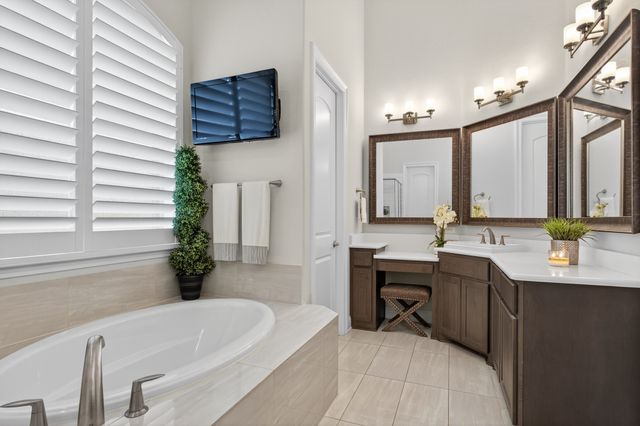 10916 Smoky Oak Trail, Flower Mound, TX 76226