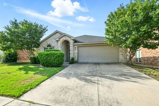 4925 Happy Trail, Fort Worth, TX 76244