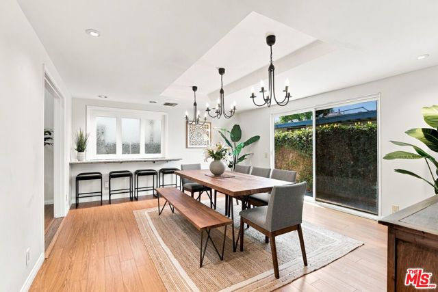 6443 Graves Avenue, Los Angeles, CA 91406