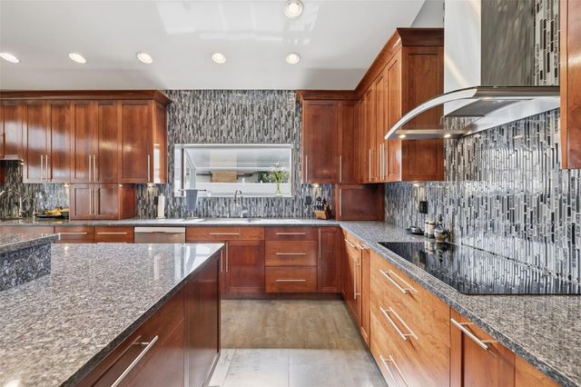 6416 THOROUGHBRED LOOP, Odessa, FL 33556