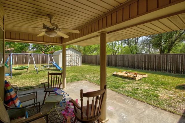 1911 Cypress Court, Gainesville, TX 76240