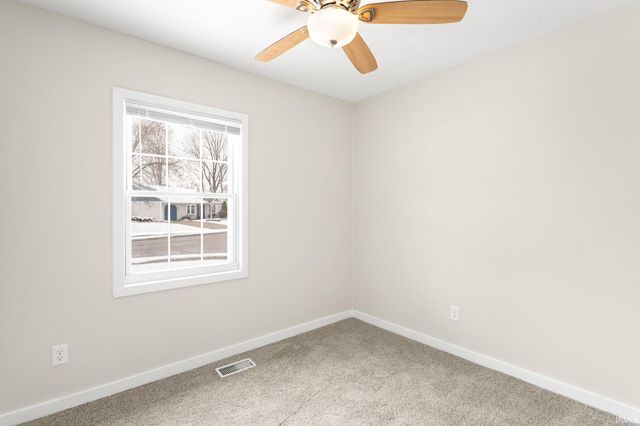 1430 Viking Drive, South Bend, IN 46628