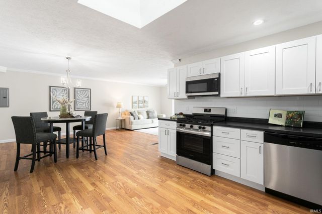 1430 Viking Drive, South Bend, IN 46628