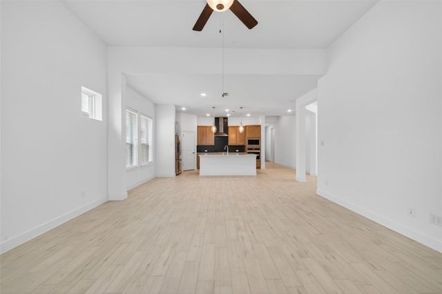 211 Amaranth Way, Richmond, TX 77406