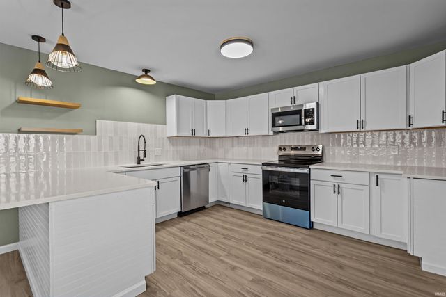 1105 Peace Pipe Drive, Kokomo, IN 46902