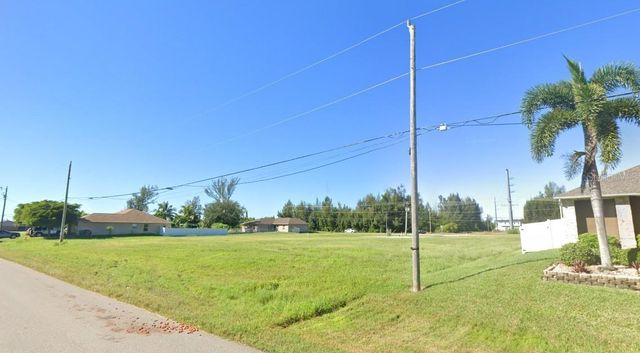 308 SW 15TH PLACE, Cape Coral, FL 33991