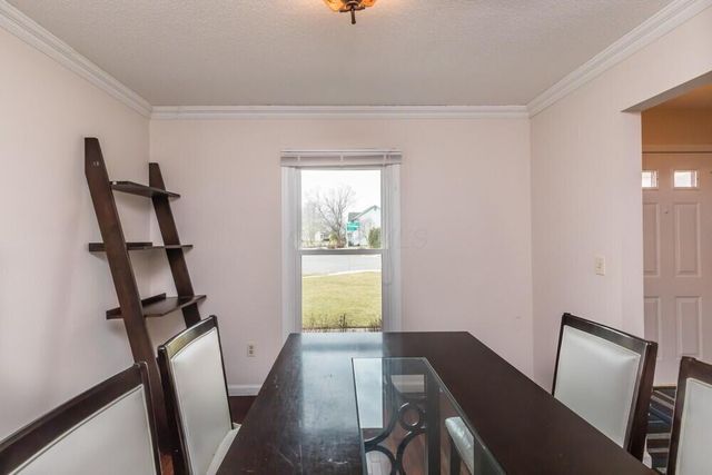 2236 Sunleaf Court, Columbus, OH 43235