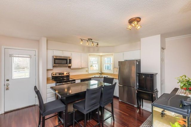 2236 Sunleaf Court, Columbus, OH 43235