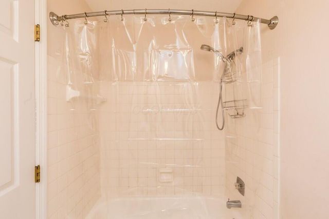 2236 Sunleaf Court, Columbus, OH 43235