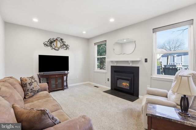 9709 NOBLE RIDGE TER, Gaithersburg, MD 20882